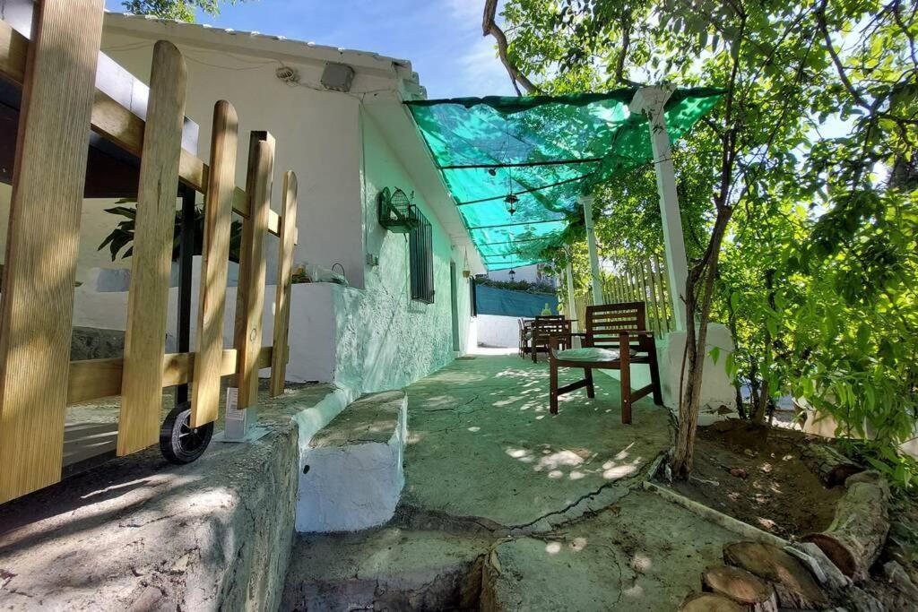 La Huerta Del Castillo Con Su Caz De Agua - Enjoy Life & Relax Castillo de Locubín المظهر الخارجي الصورة